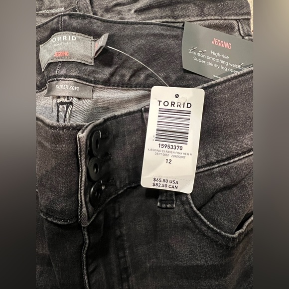 NWT Torrid Jegging Skinny Super Soft High-Rise Jean - Picture 5 of 5